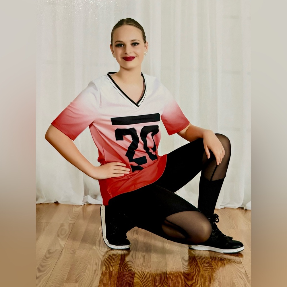 Weissman Hip Hop Dance costume (small adult) perfect condition